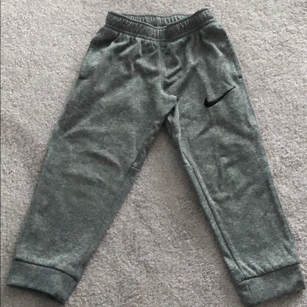 Kids Nike sweats